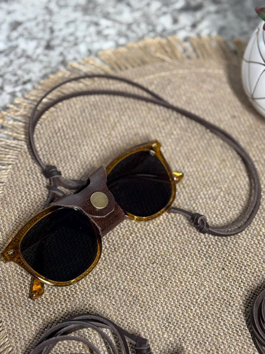 Minimalist Leather Glasses Holder – Wearable, Stylish & Secure