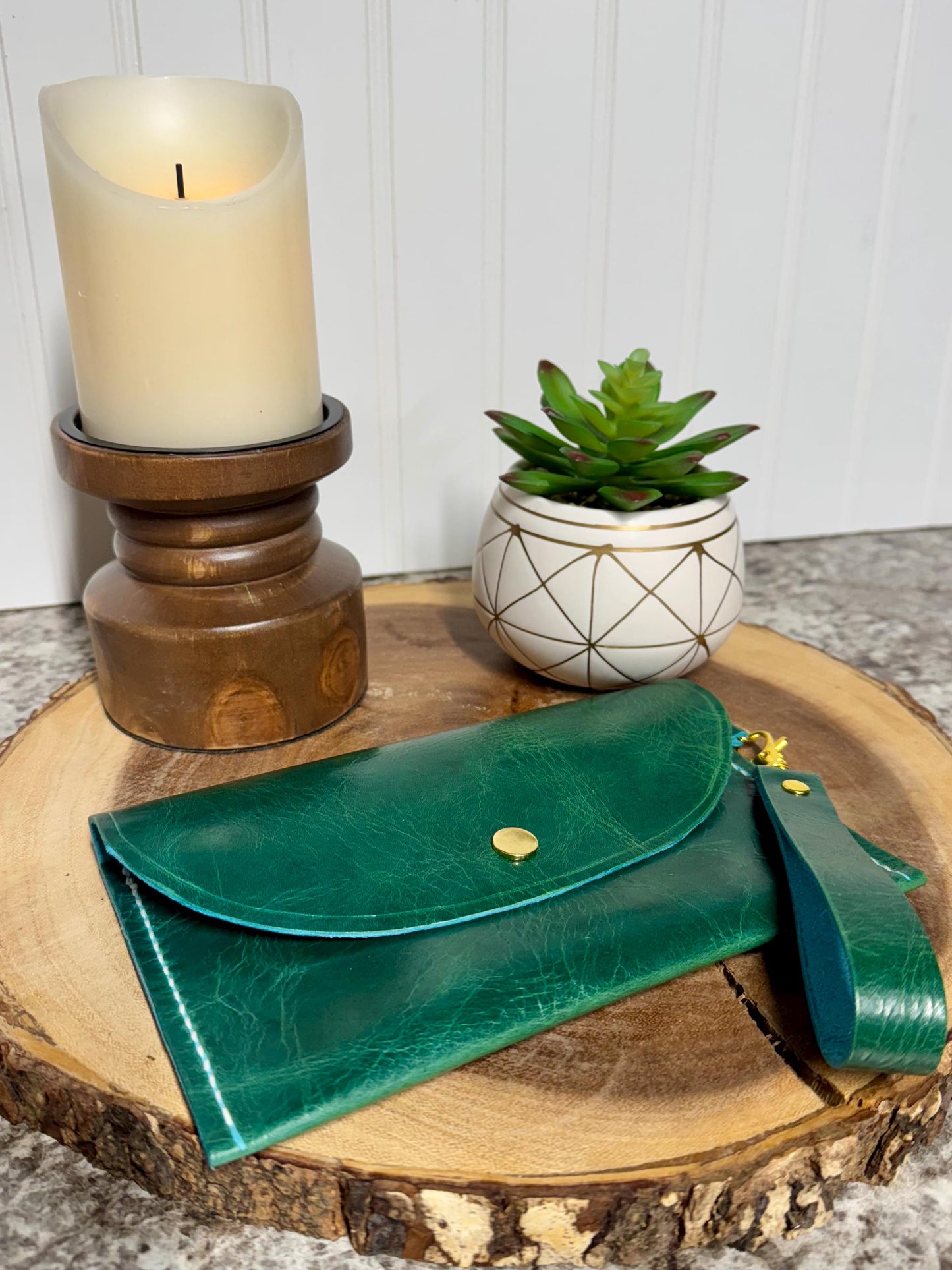 Handmade Leather Wristlet Clutch - Stylish, Functional, and Durable